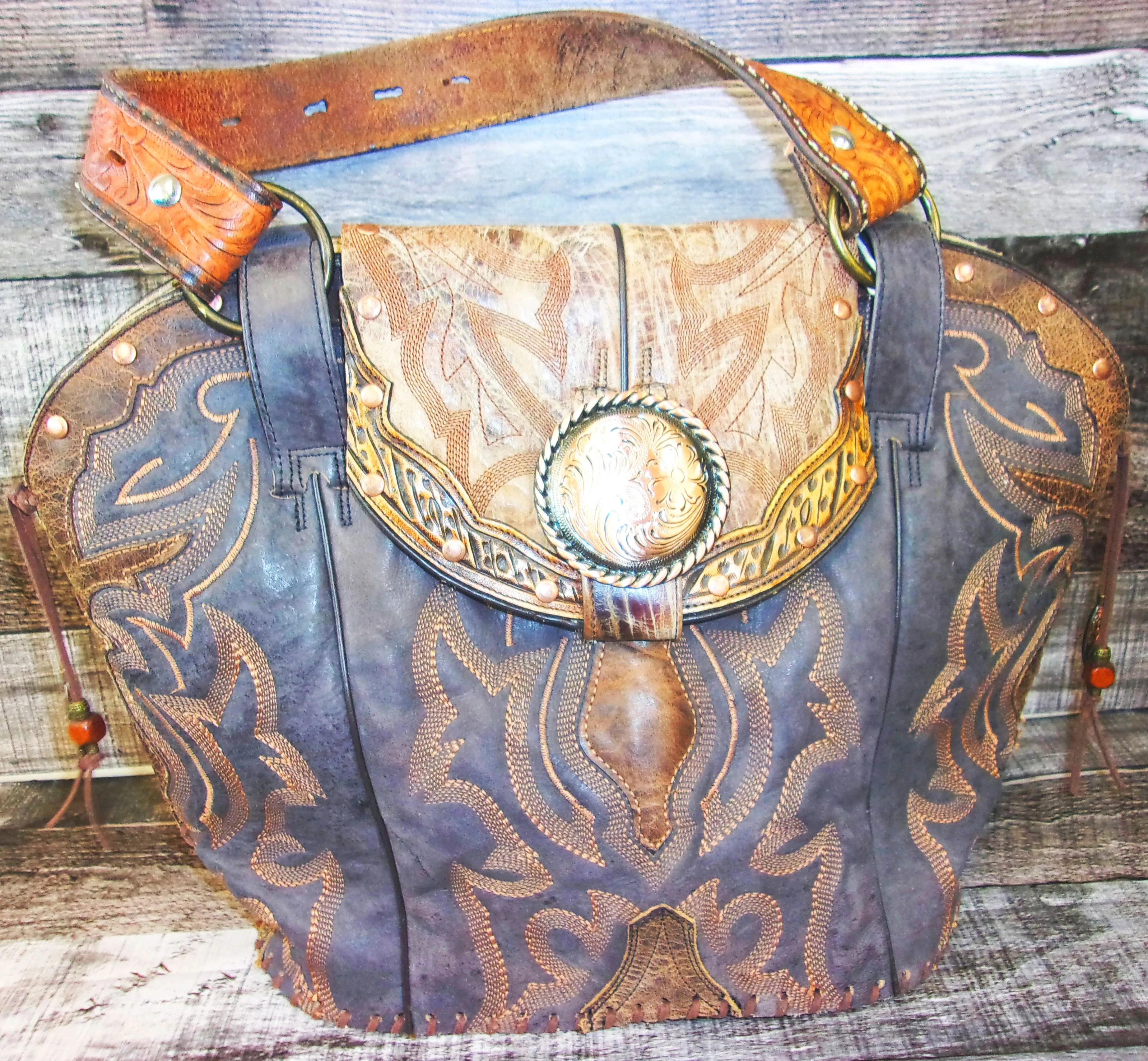 Double Cowboy Boot Purse DB331.1